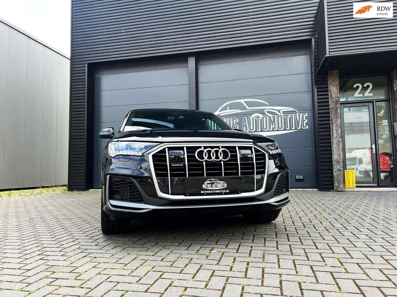 Photo 1 : Audi Q7 2021 Hybride