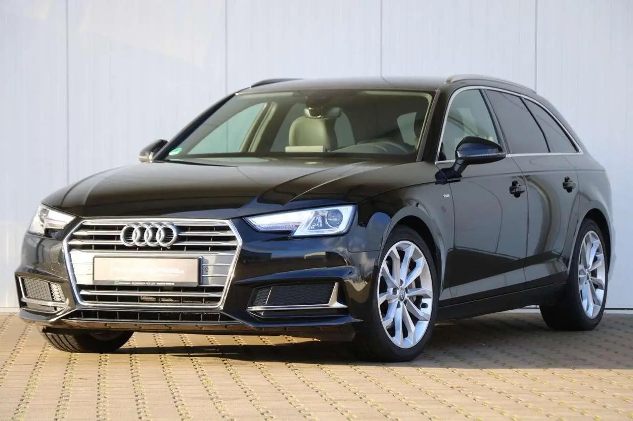 Photo 1 : Audi A4 2019 Diesel