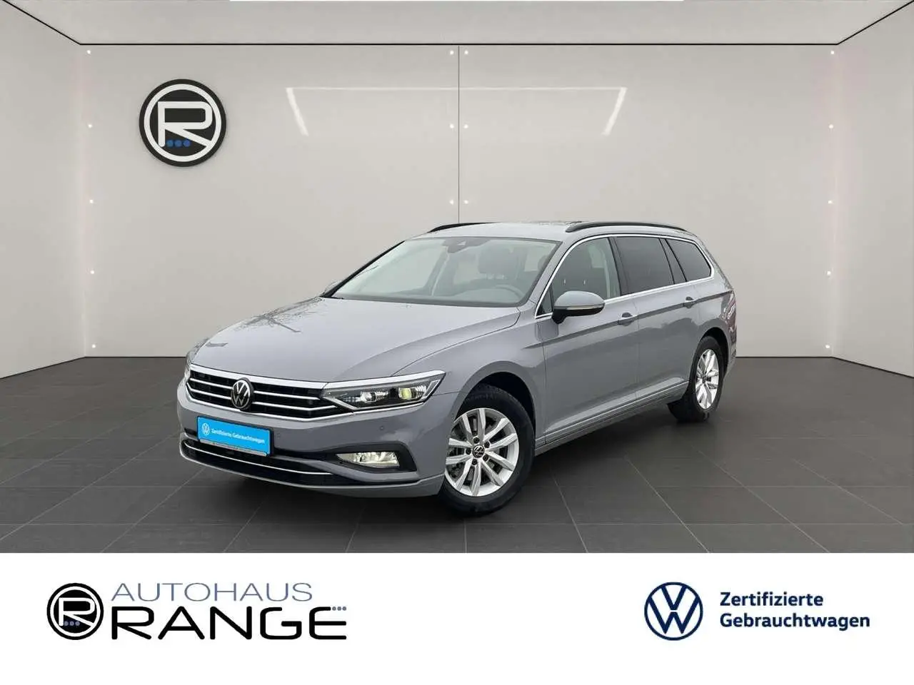 Photo 1 : Volkswagen Passat 2023 Essence