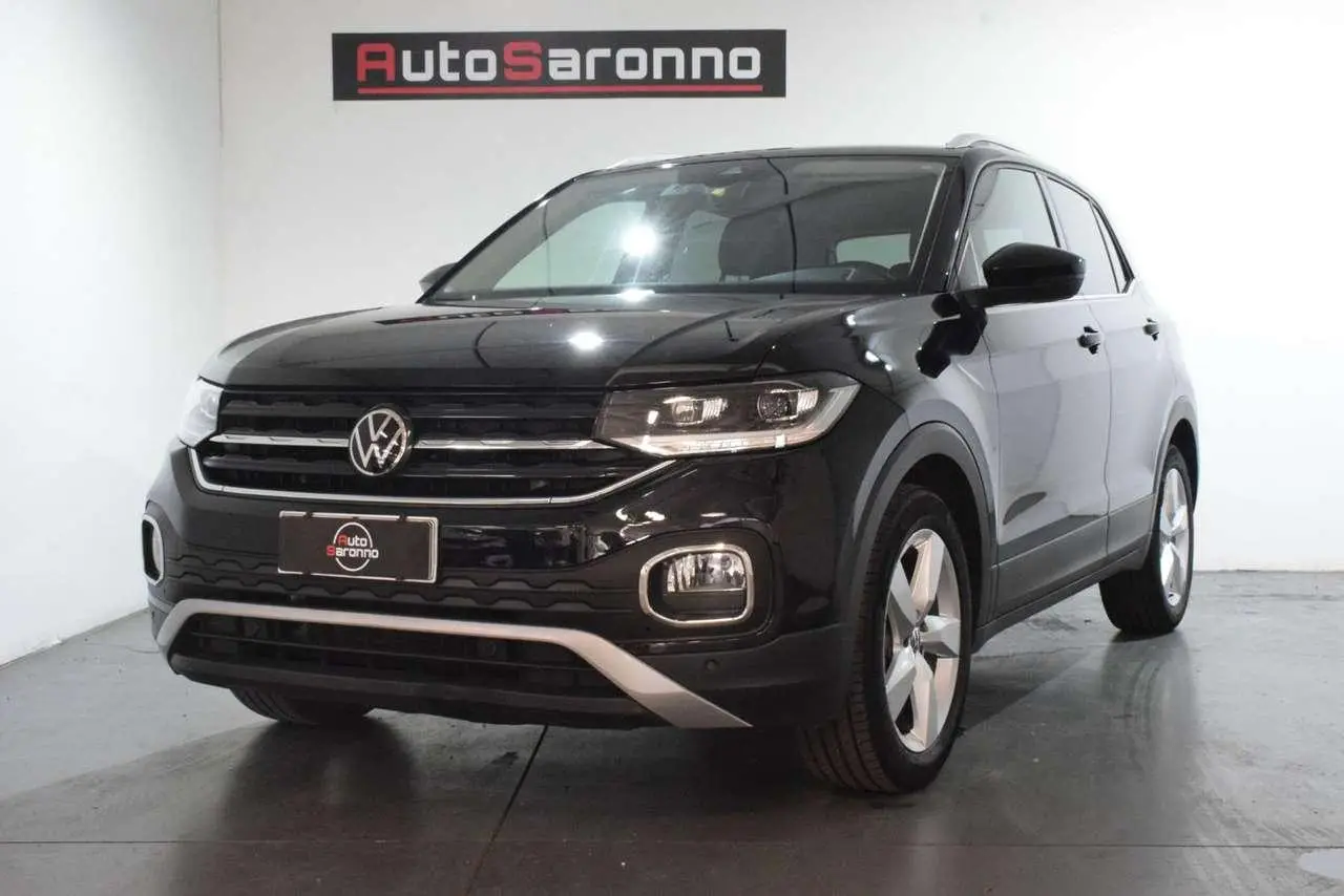 Photo 1 : Volkswagen T-cross 2021 Essence