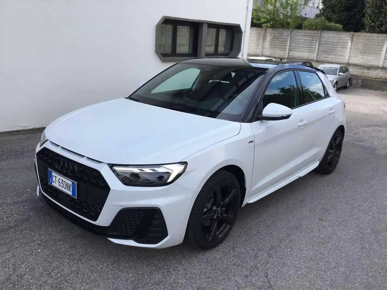 Photo 1 : Audi A1 2024 Petrol