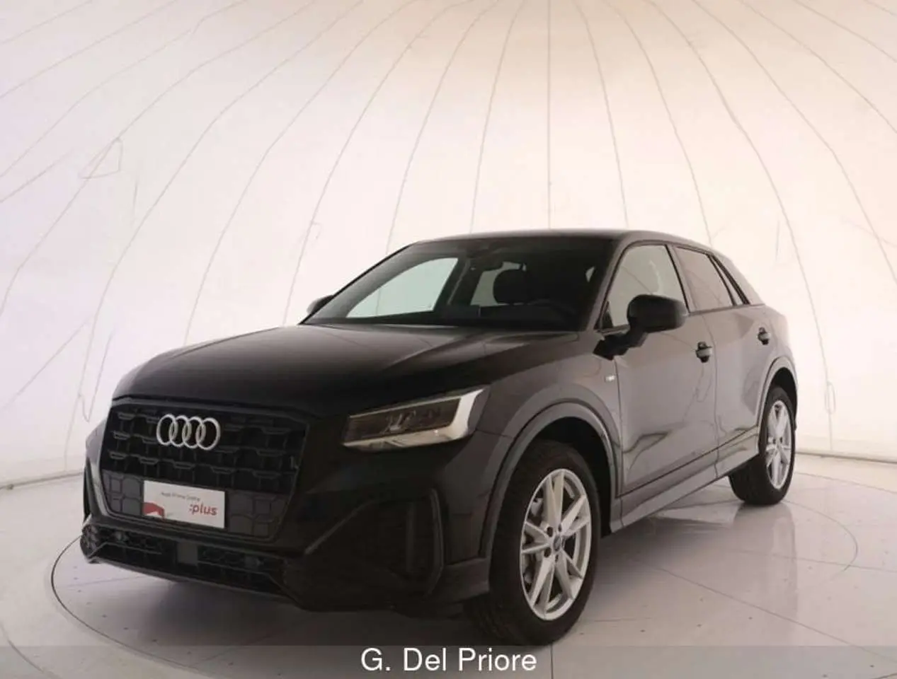 Photo 1 : Audi Q2 2024 Essence