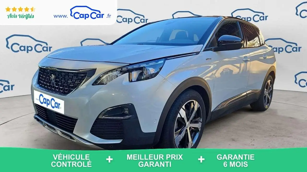 Photo 1 : Peugeot 3008 2018 Petrol