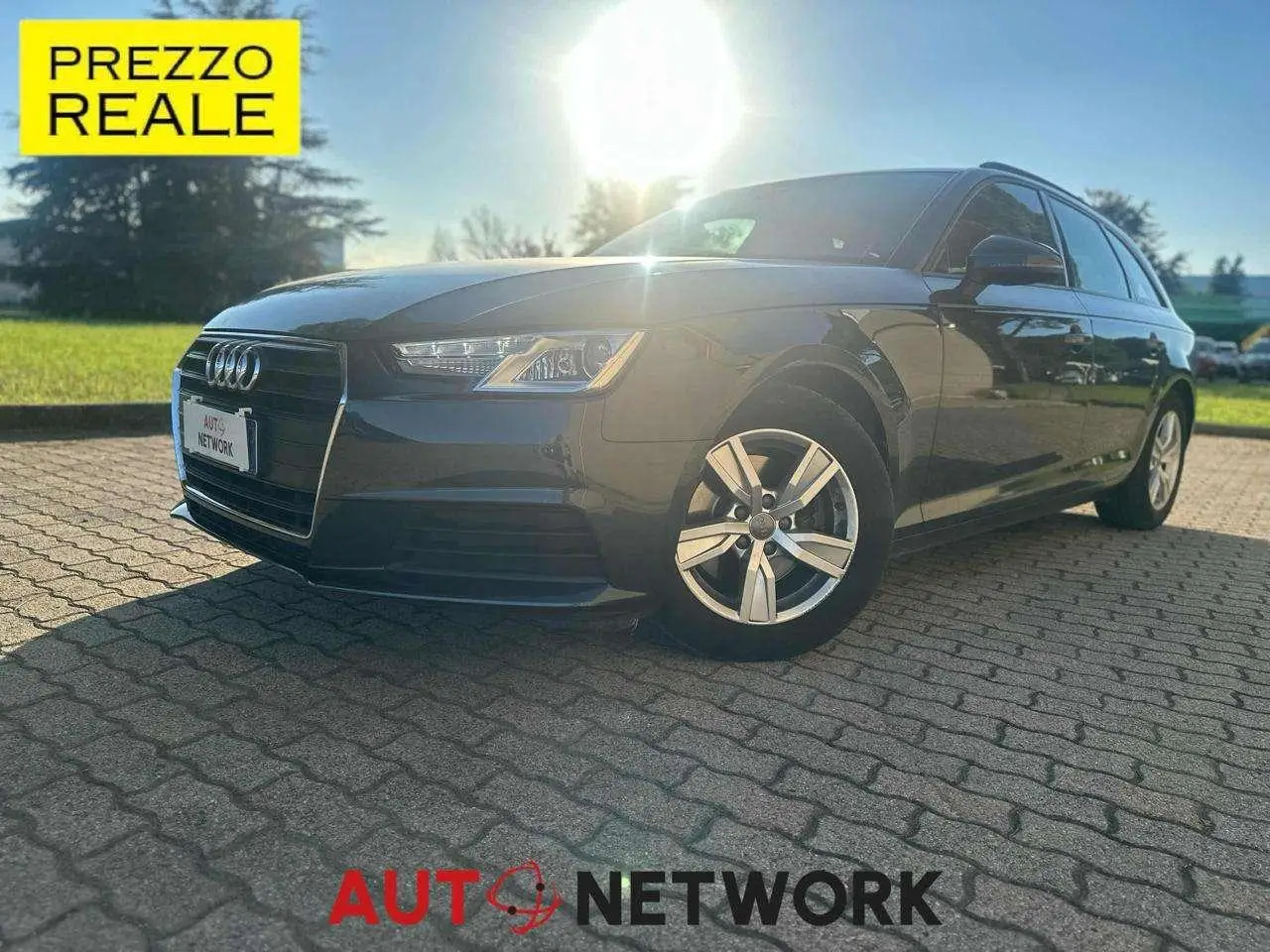 Photo 1 : Audi A4 2016 Diesel