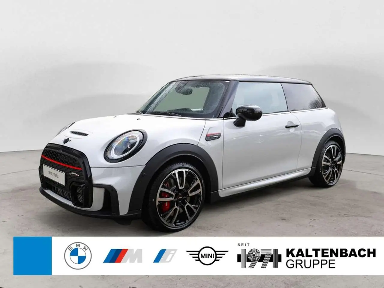 Photo 1 : Mini John Cooper Works 2024 Essence