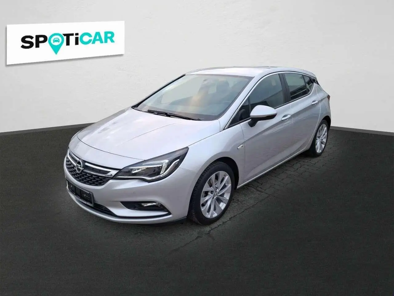 Photo 1 : Opel Astra 2016 Petrol