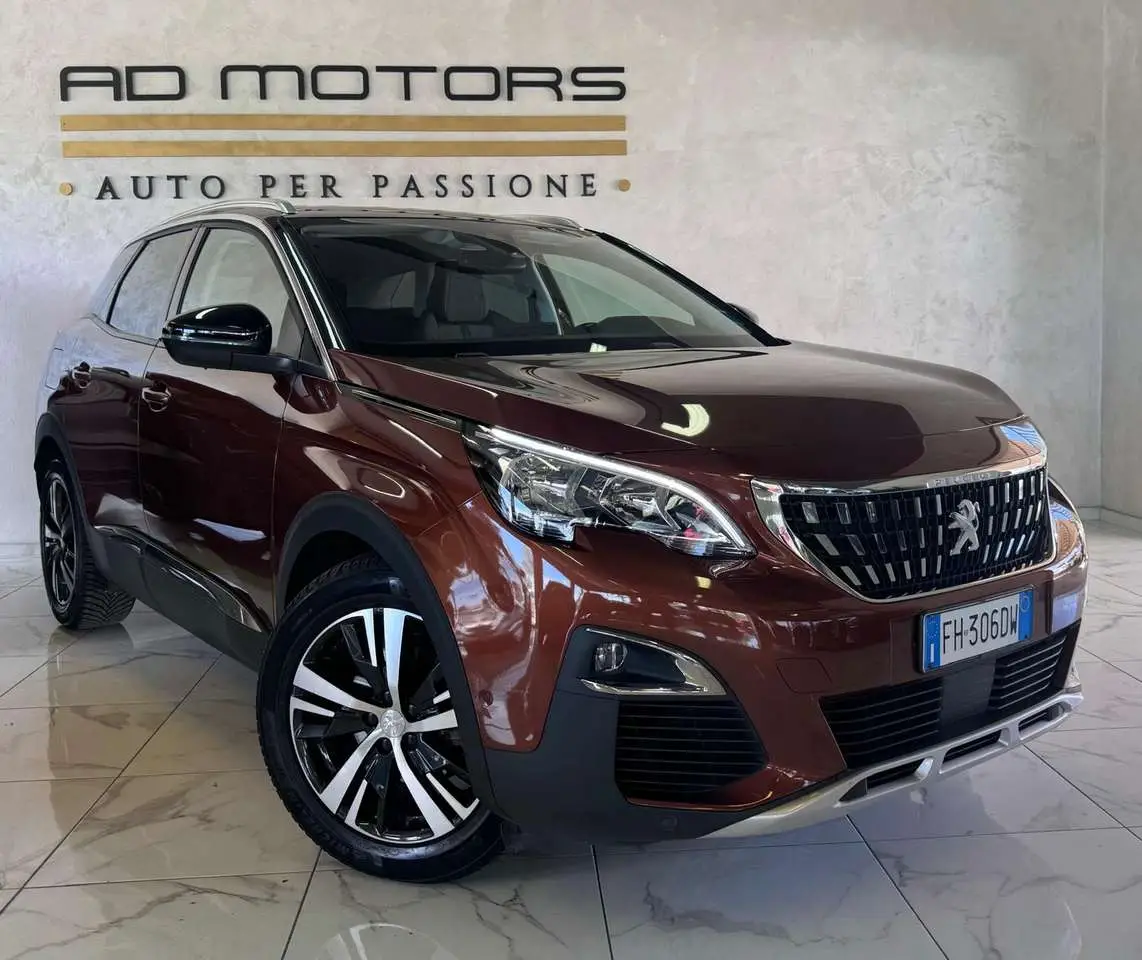 Photo 1 : Peugeot 3008 2017 Petrol