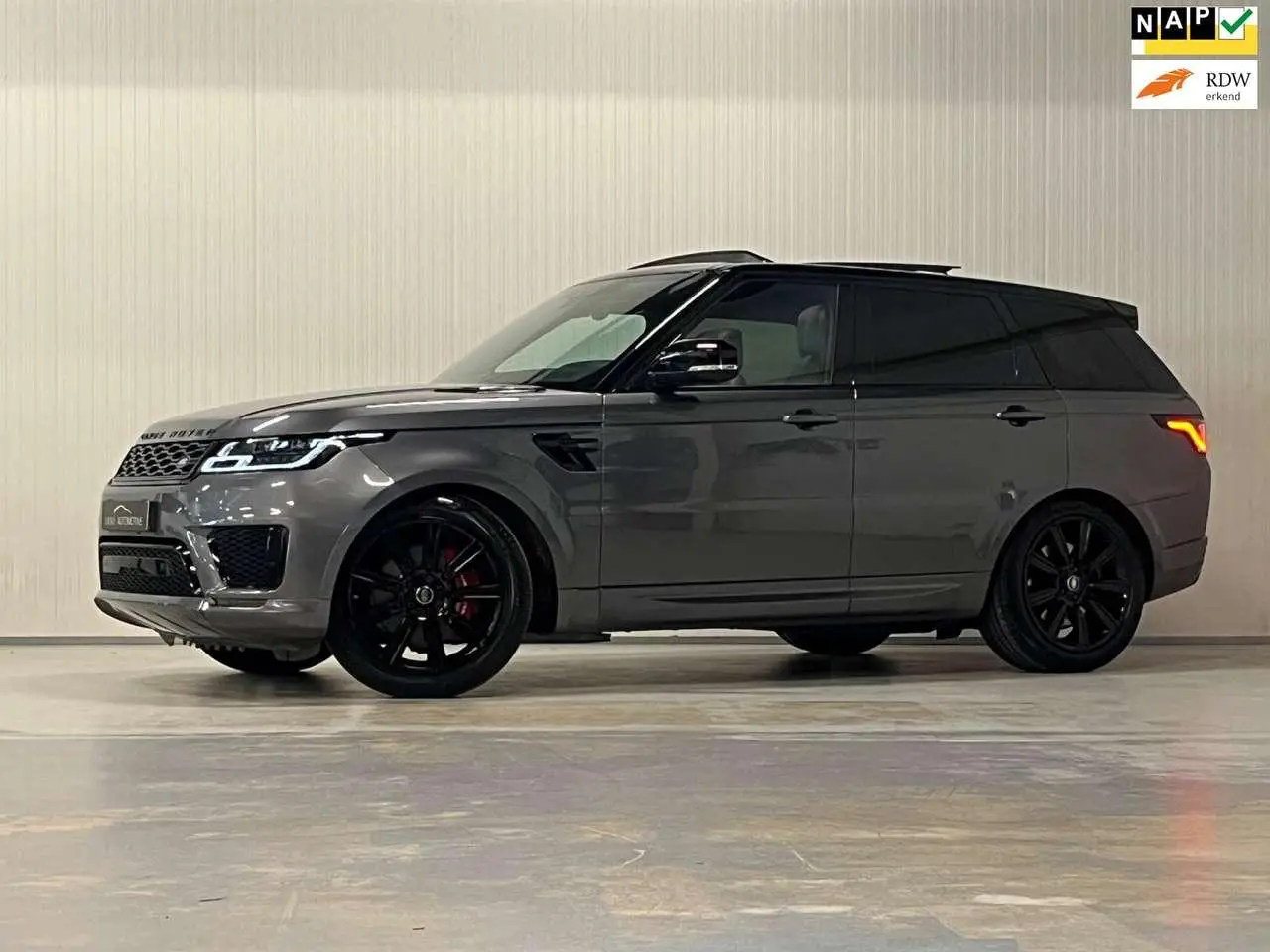 Photo 1 : Land Rover Range Rover Sport 2018 Hybride