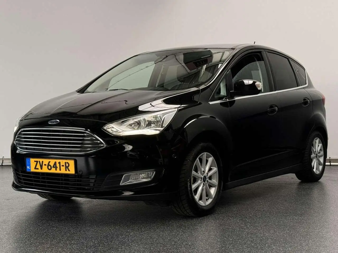 Photo 1 : Ford C-max 2018 Petrol