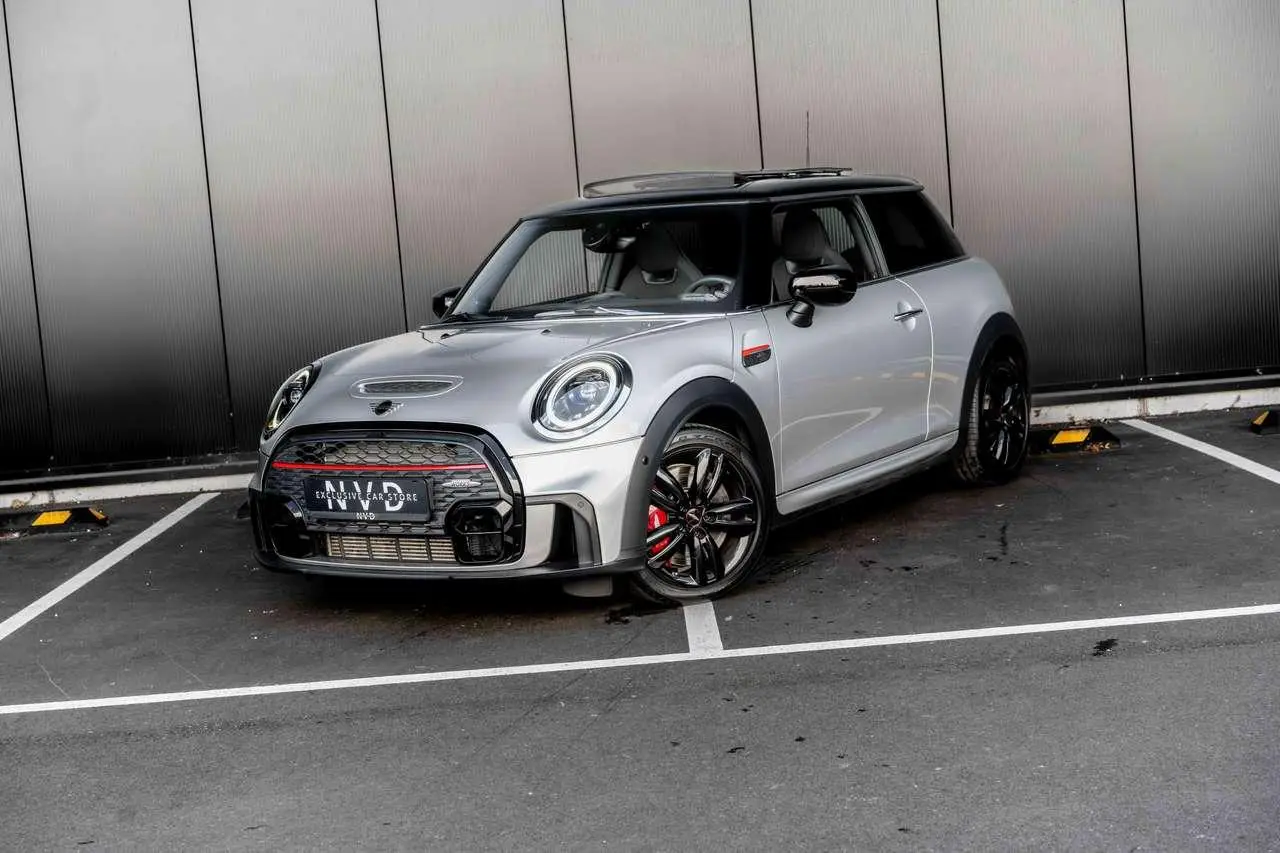 Photo 1 : Mini John Cooper Works 2023 Essence