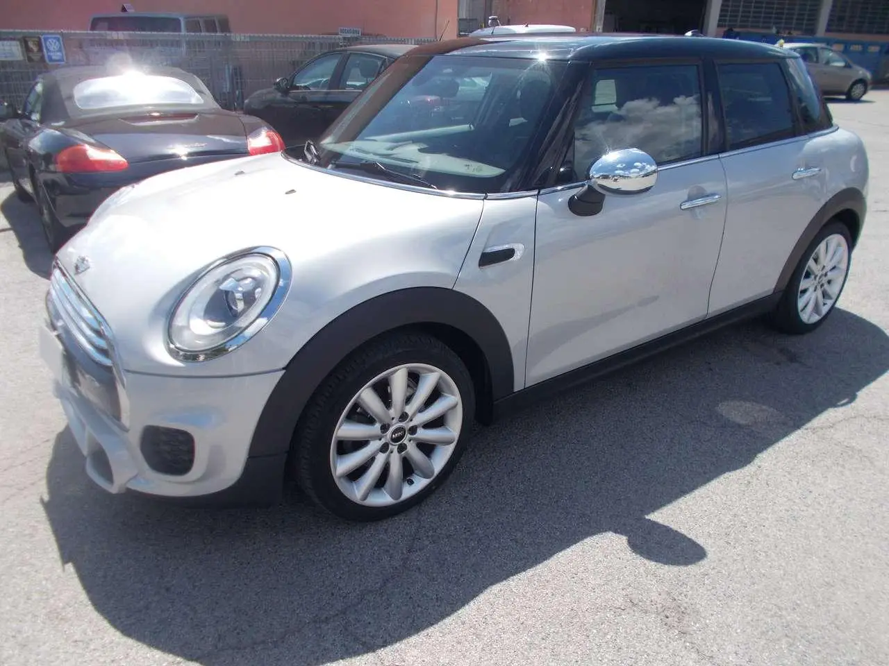 Photo 1 : Mini Cooper 2015 Diesel