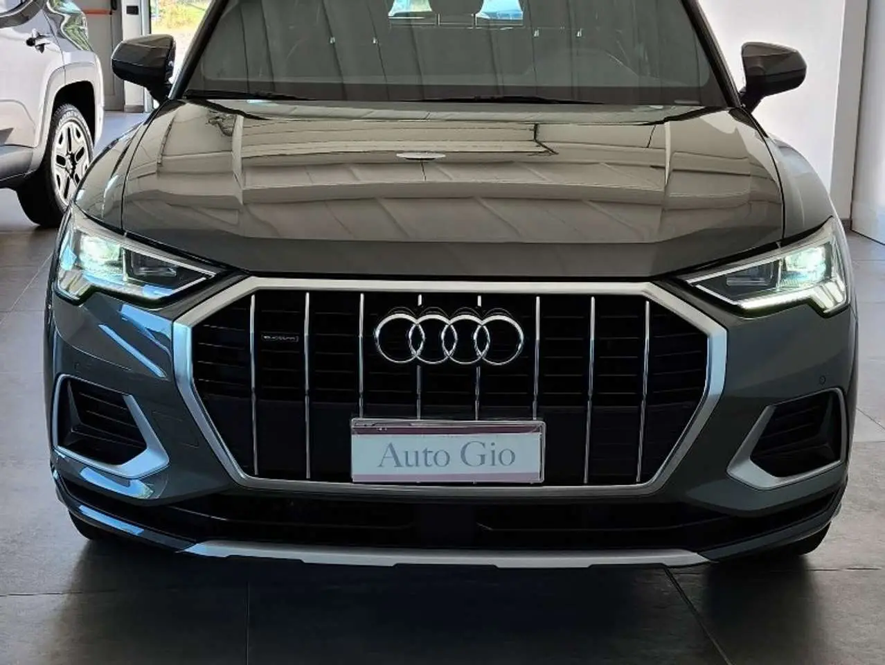 Photo 1 : Audi Q3 2019 Diesel