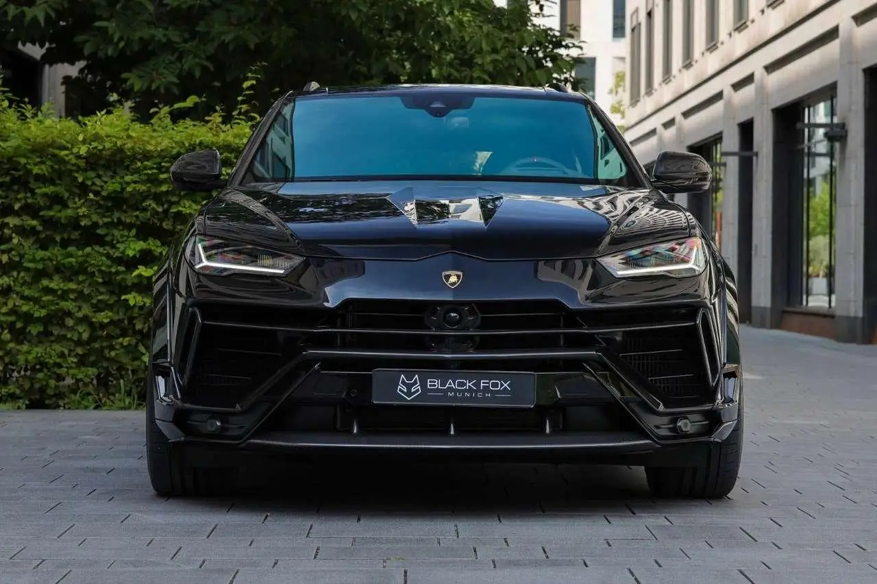 Photo 1 : Lamborghini Urus 2024 Essence