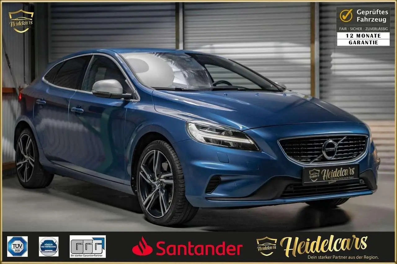 Photo 1 : Volvo V40 2017 Essence