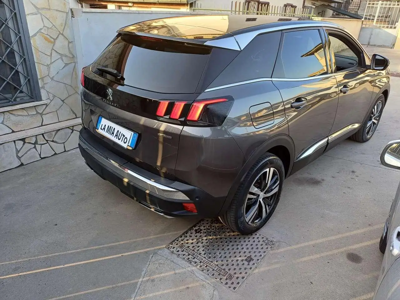 Photo 1 : Peugeot 3008 2020 Diesel