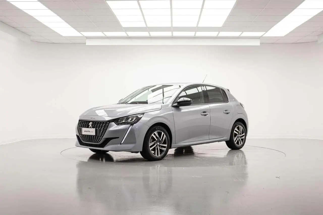 Photo 1 : Peugeot 208 2022 Diesel