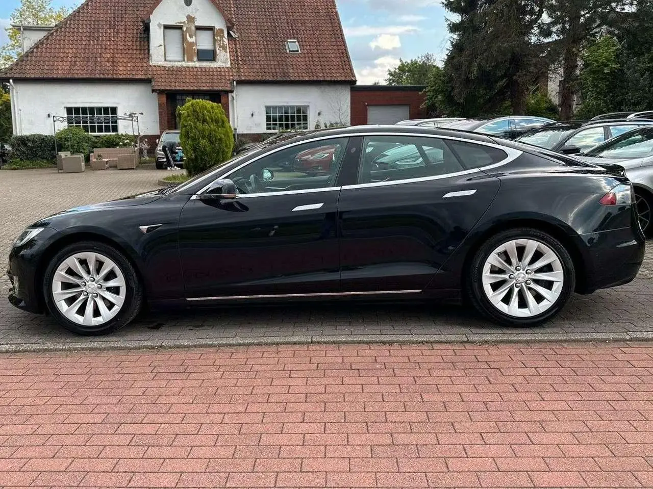 Photo 1 : Tesla Model S 2017 Hybride