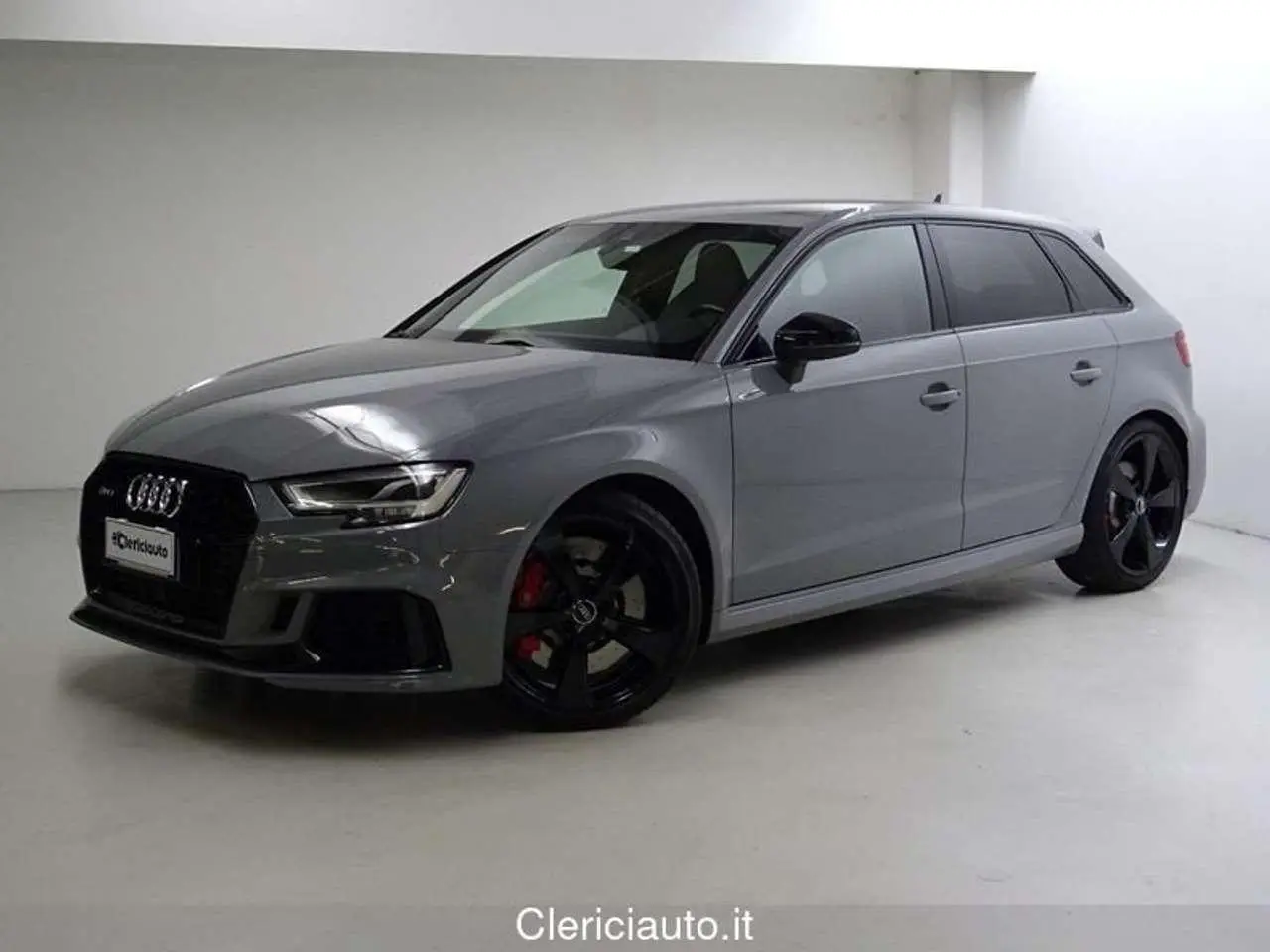 Photo 1 : Audi Rs3 2019 Petrol