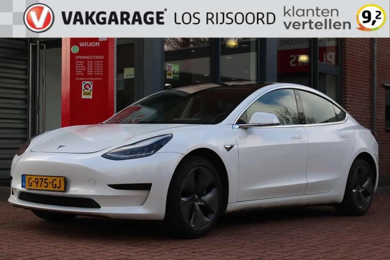 Photo 1 : Tesla Model 3 2019 Électrique