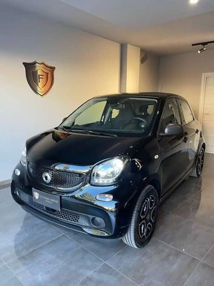 Photo 1 : Smart Forfour 2019 Electric