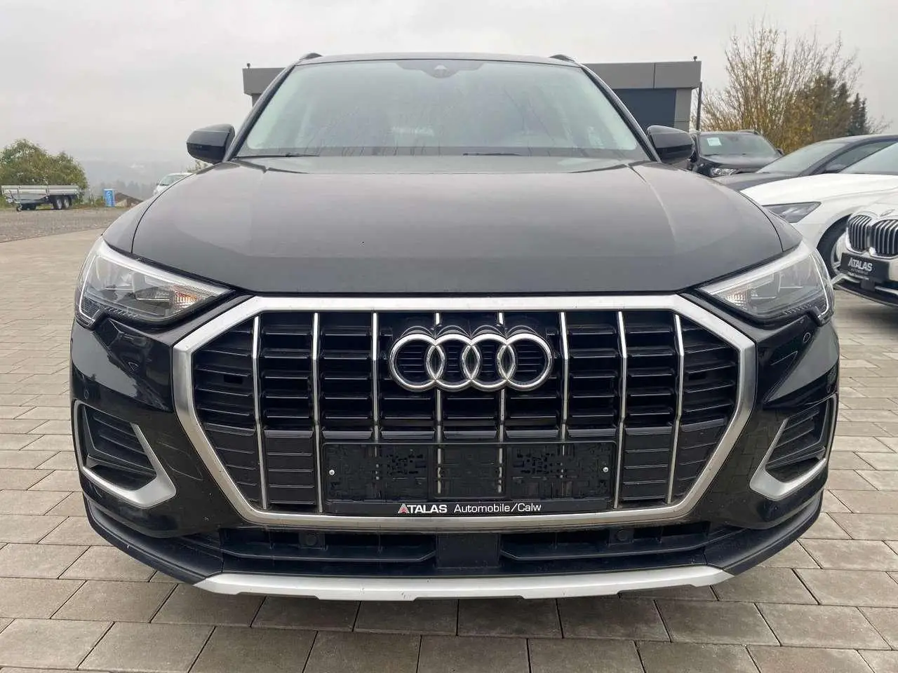 Photo 1 : Audi Q3 2019 Petrol