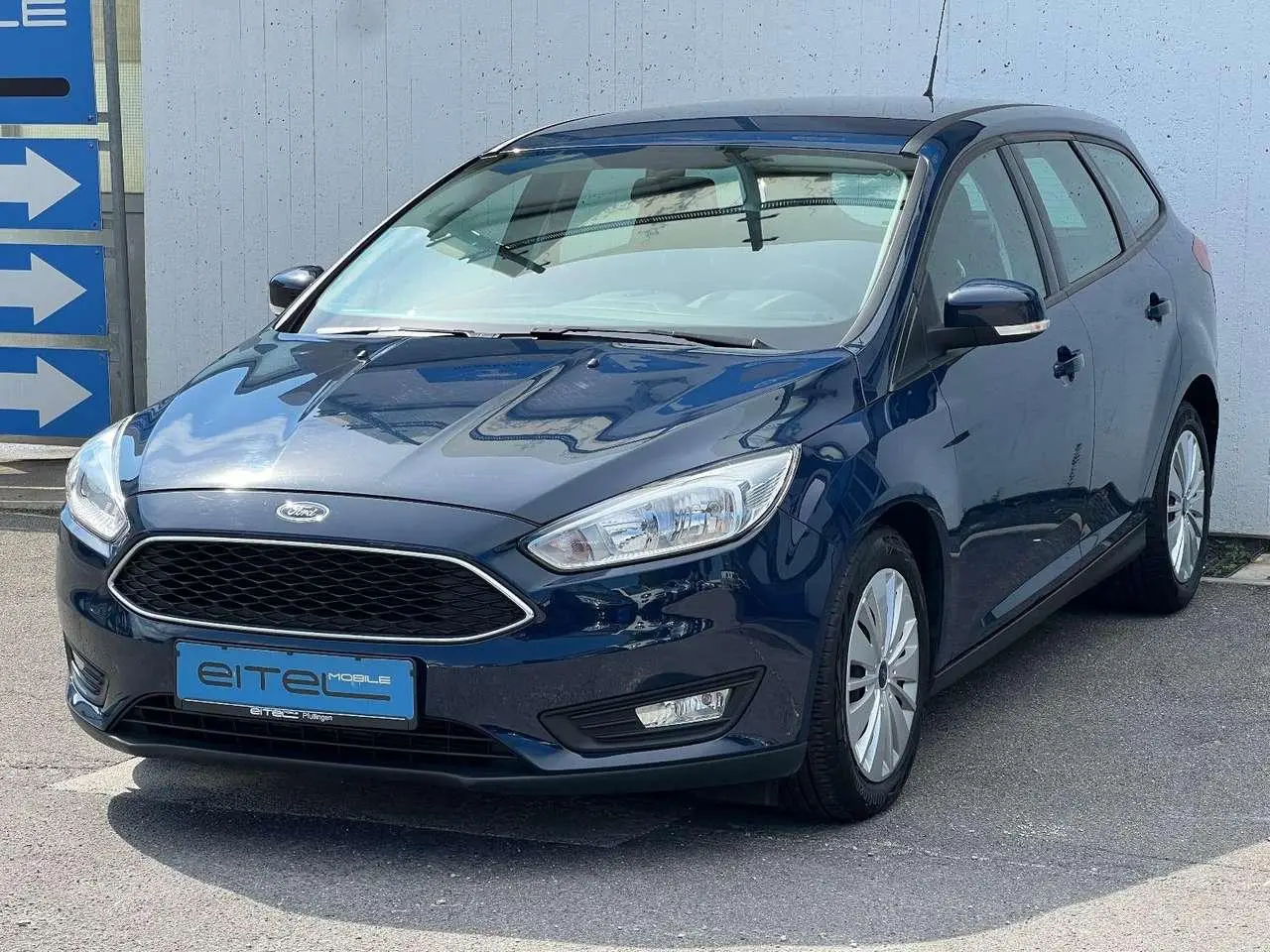 Photo 1 : Ford Focus 2017 Petrol