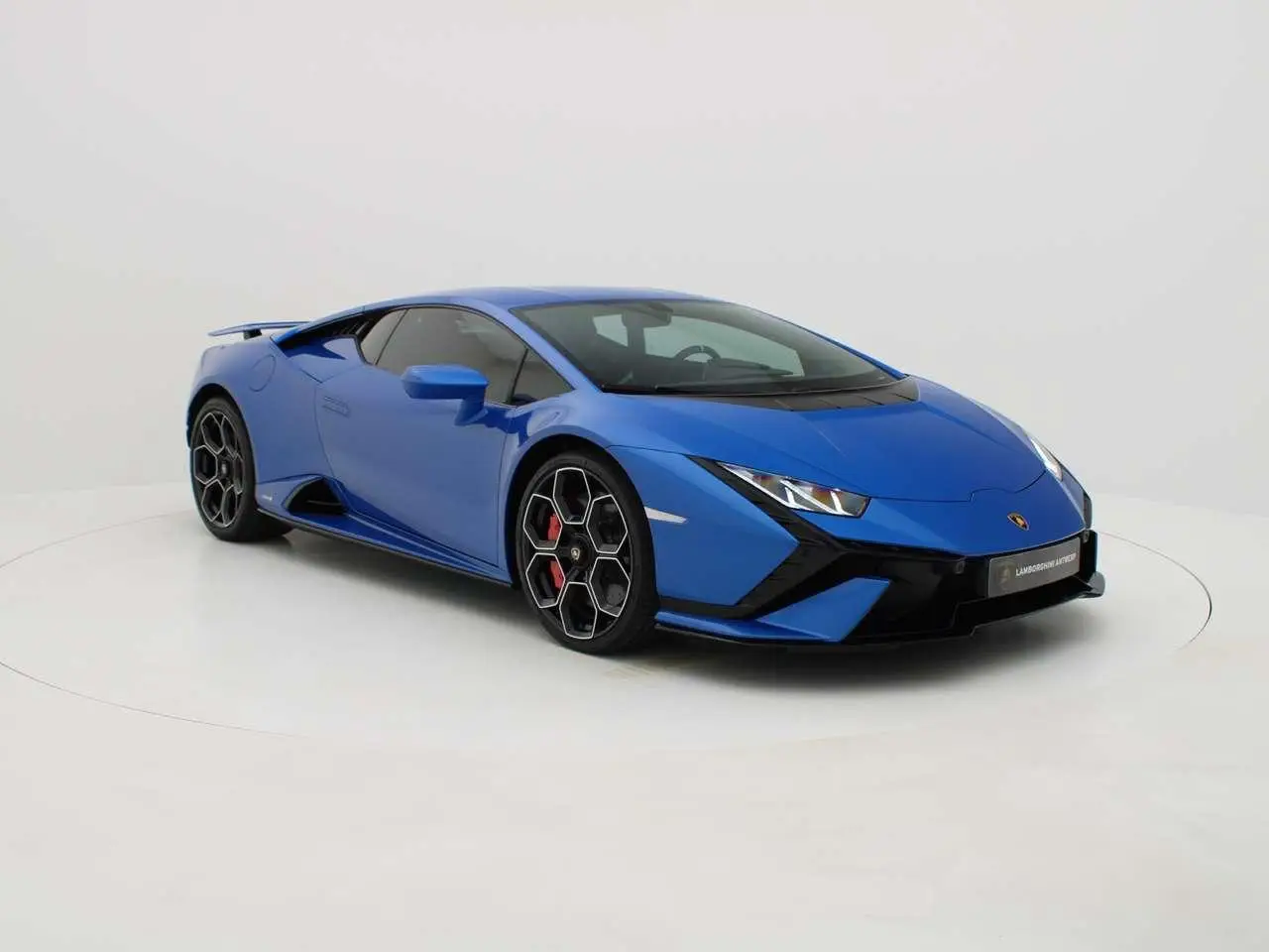 Photo 1 : Lamborghini Huracan 2024 Petrol