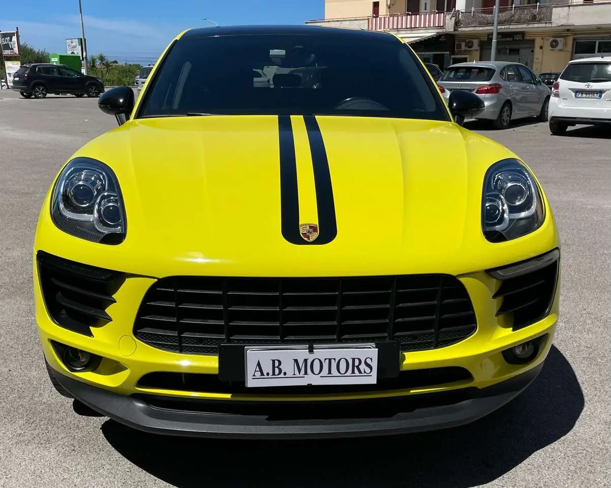 Photo 1 : Porsche Macan 2018 Petrol