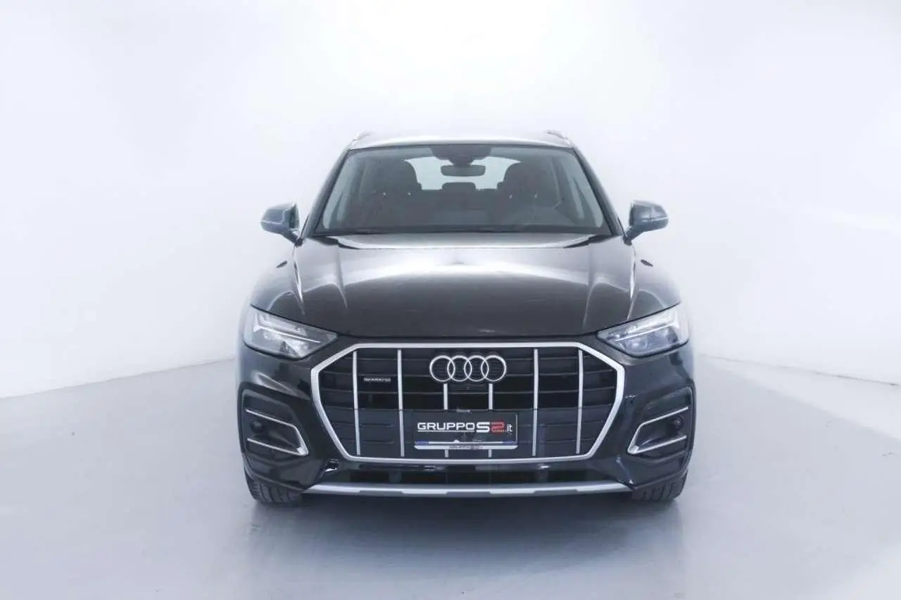 Photo 1 : Audi Q5 2020 Hybrid