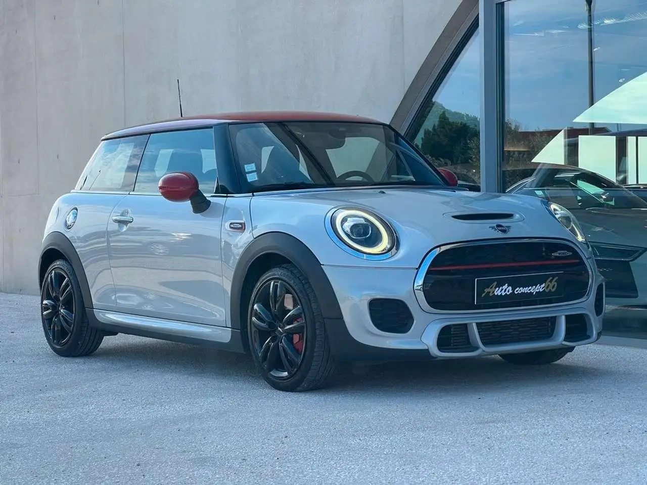 Photo 1 : Mini One 2018 Petrol