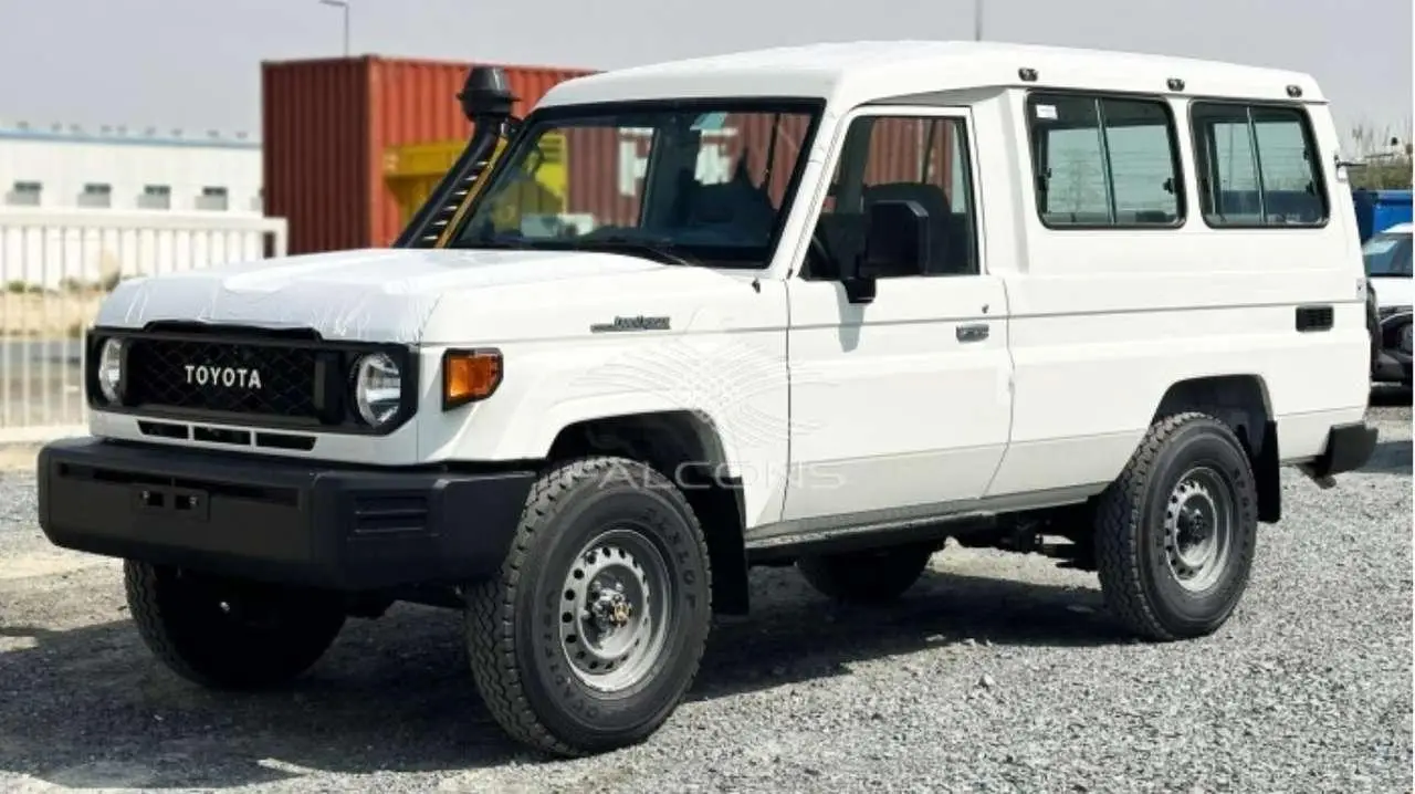 Photo 1 : Toyota Land Cruiser 2024 Diesel