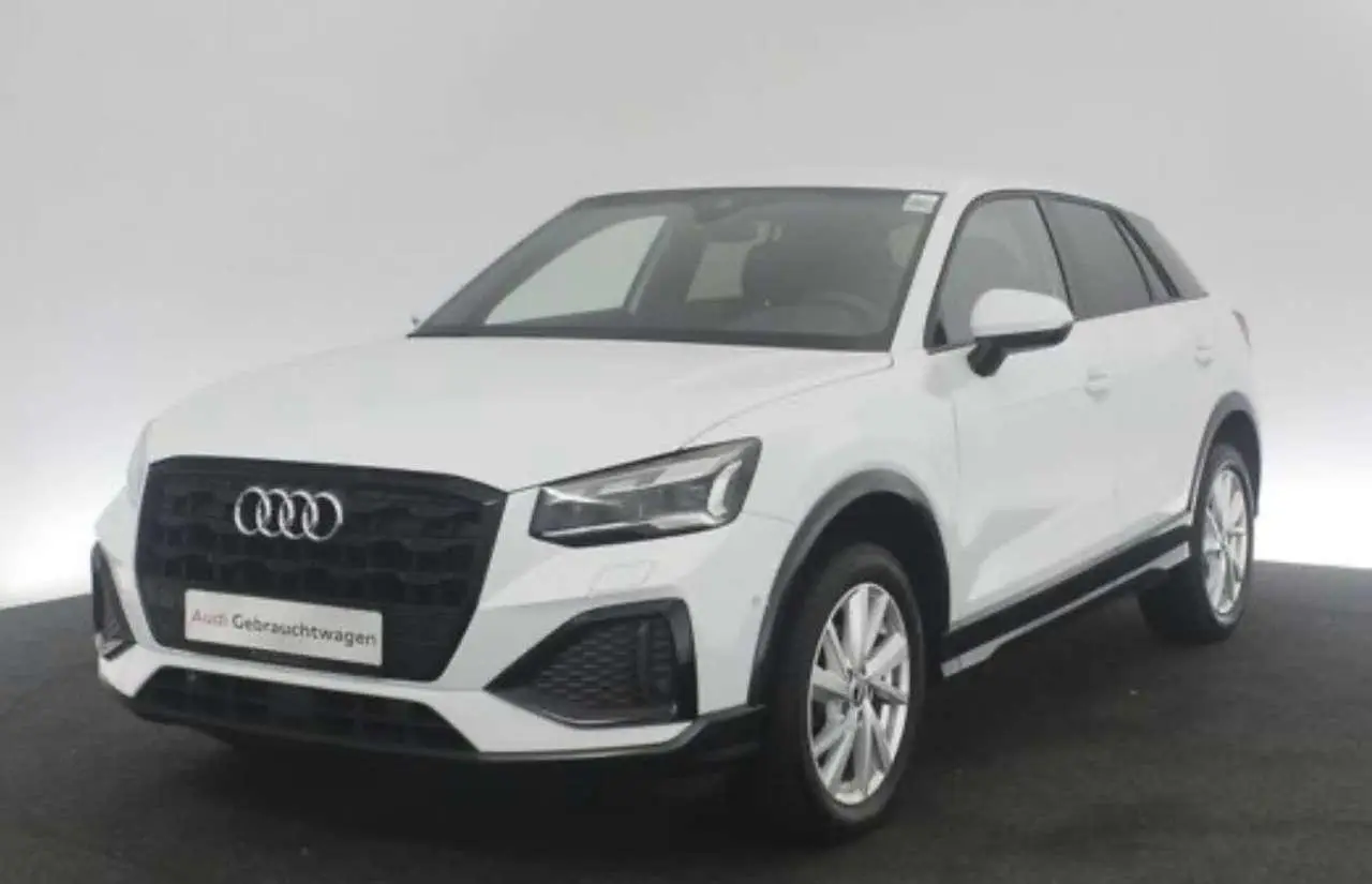 Photo 1 : Audi Q2 2021 Petrol