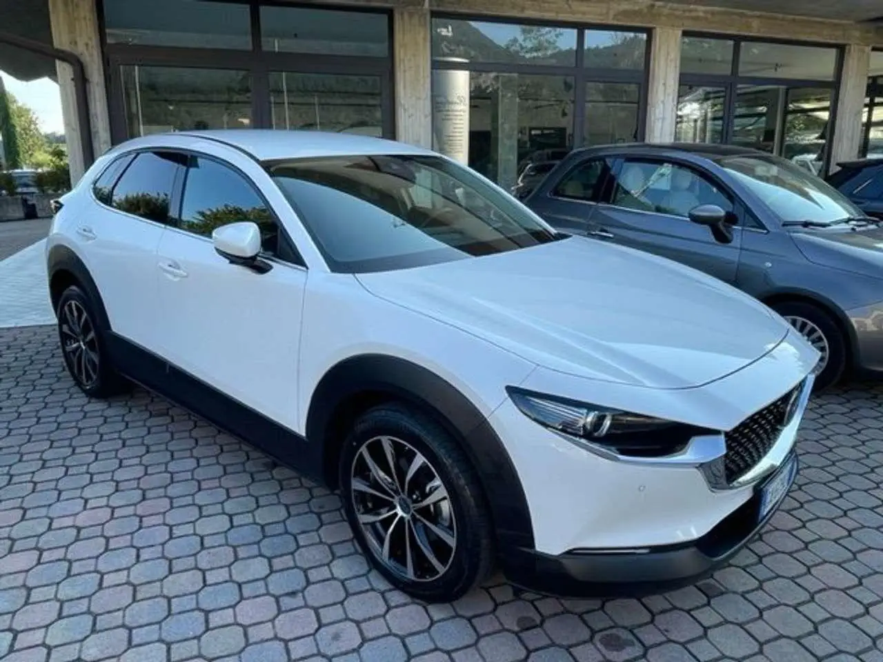 Photo 1 : Mazda Cx-30 2020 Hybride