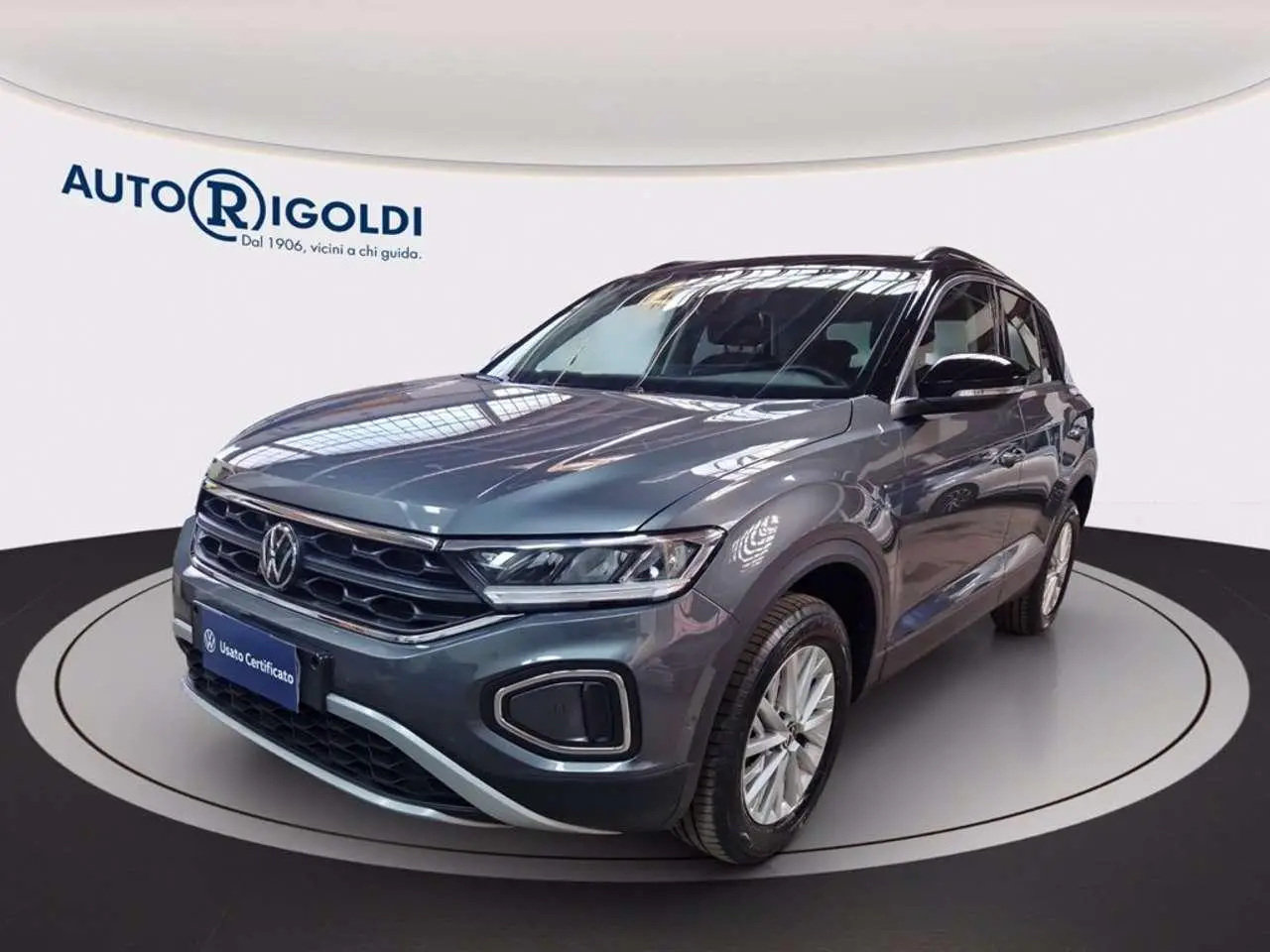 Photo 1 : Volkswagen T-roc 2023 Essence