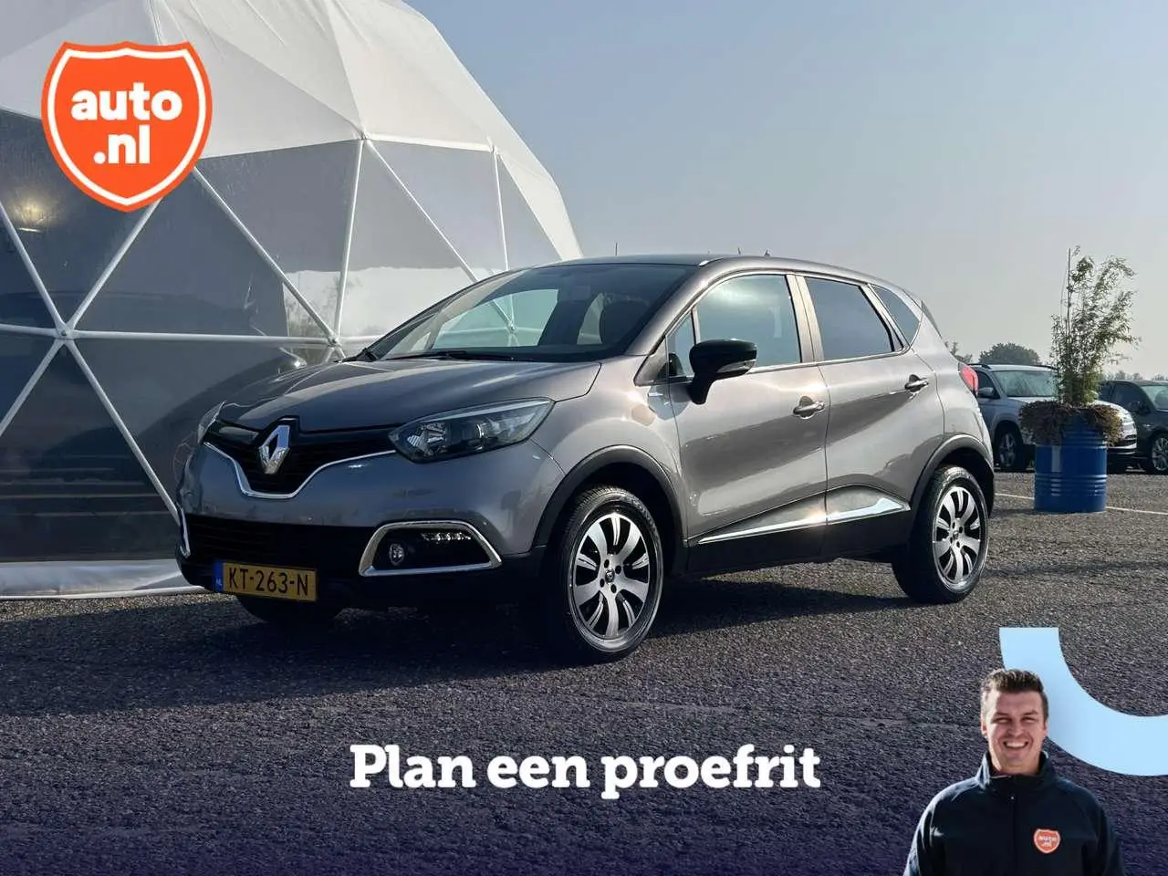 Photo 1 : Renault Captur 2016 Petrol