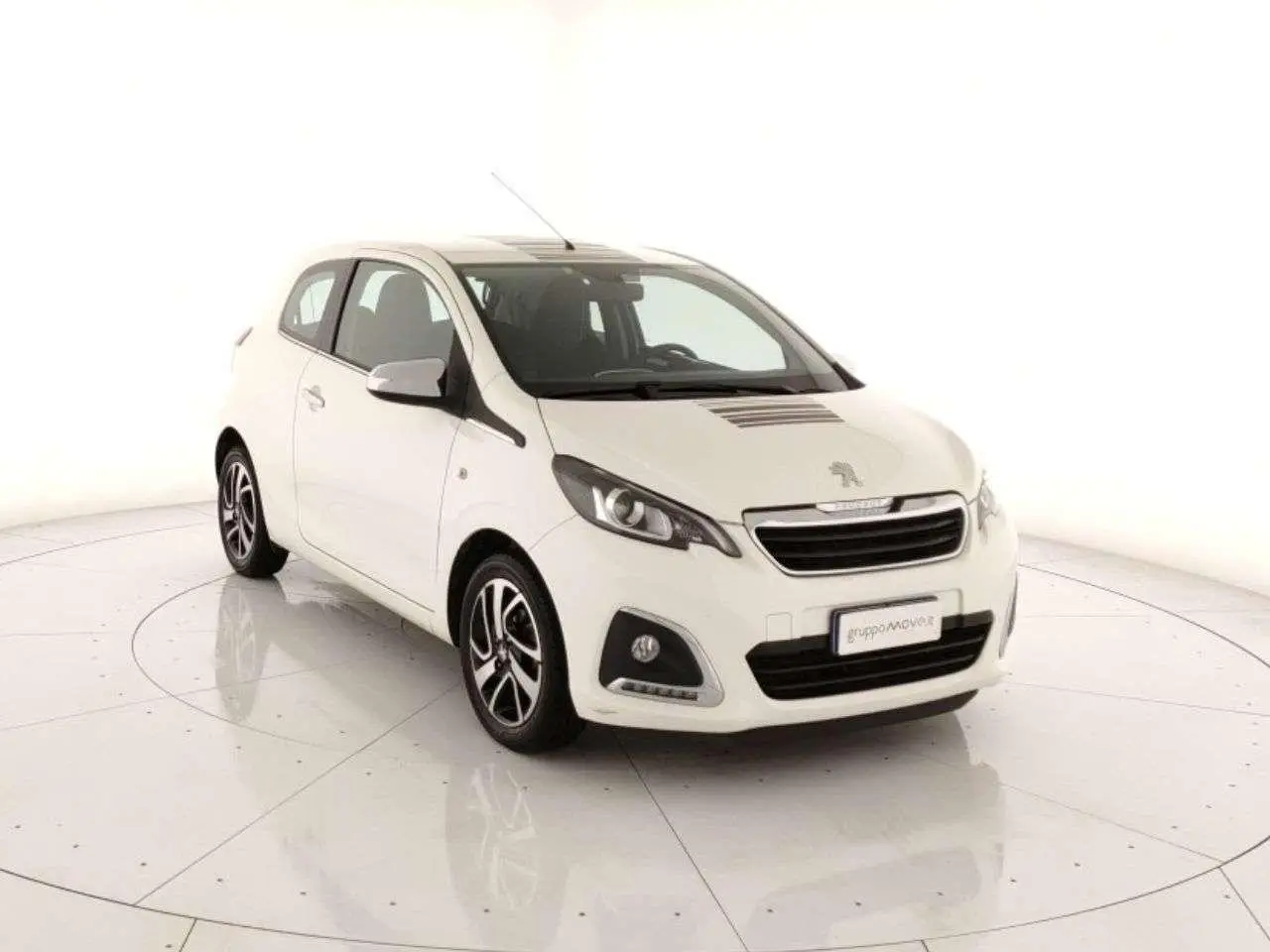 Photo 1 : Peugeot 108 2017 Petrol