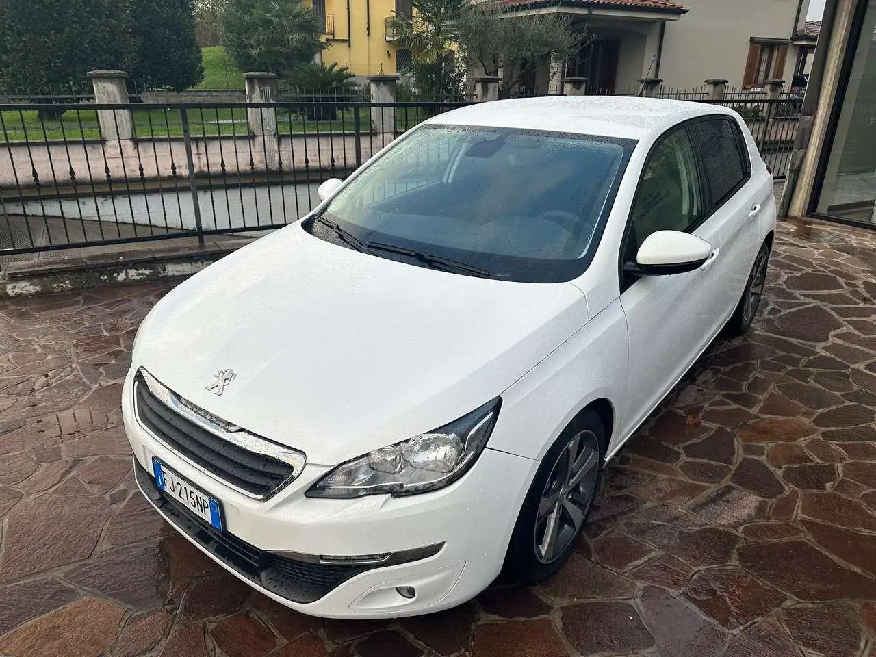 Photo 1 : Peugeot 308 2017 Diesel