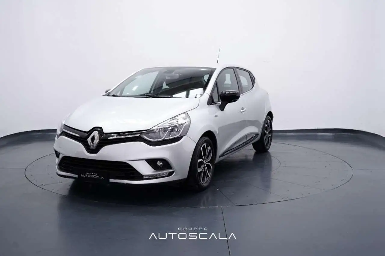 Photo 1 : Renault Clio 2018 Diesel