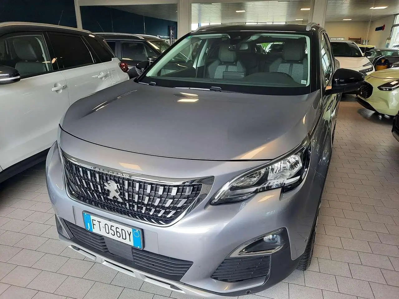 Photo 1 : Peugeot 3008 2018 Petrol