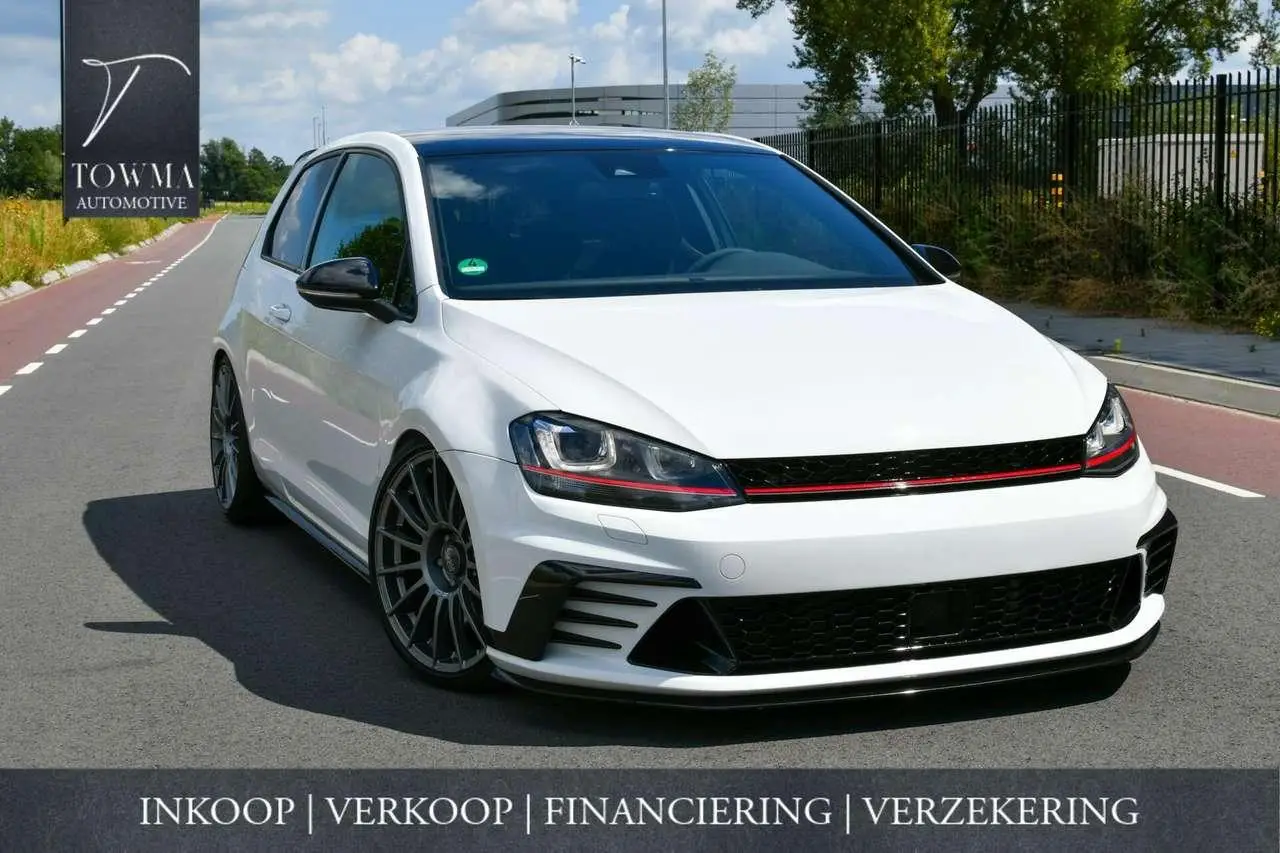 Photo 1 : Volkswagen Golf 2017 Essence