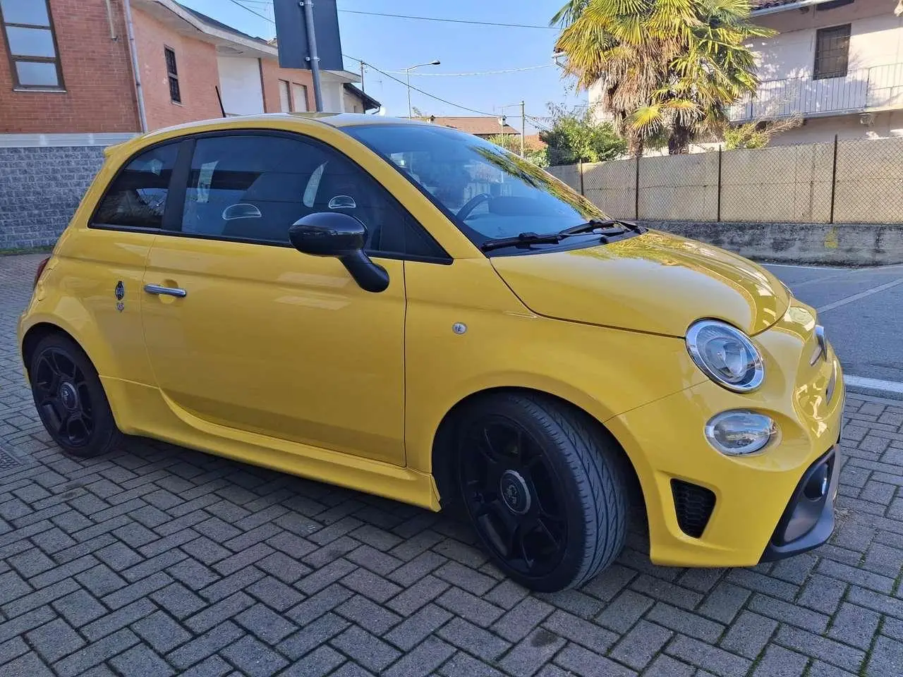 Photo 1 : Abarth 595 2019 Petrol