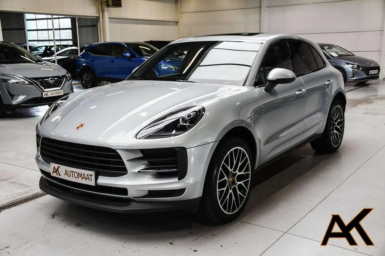 Photo 1 : Porsche Macan 2019 Petrol