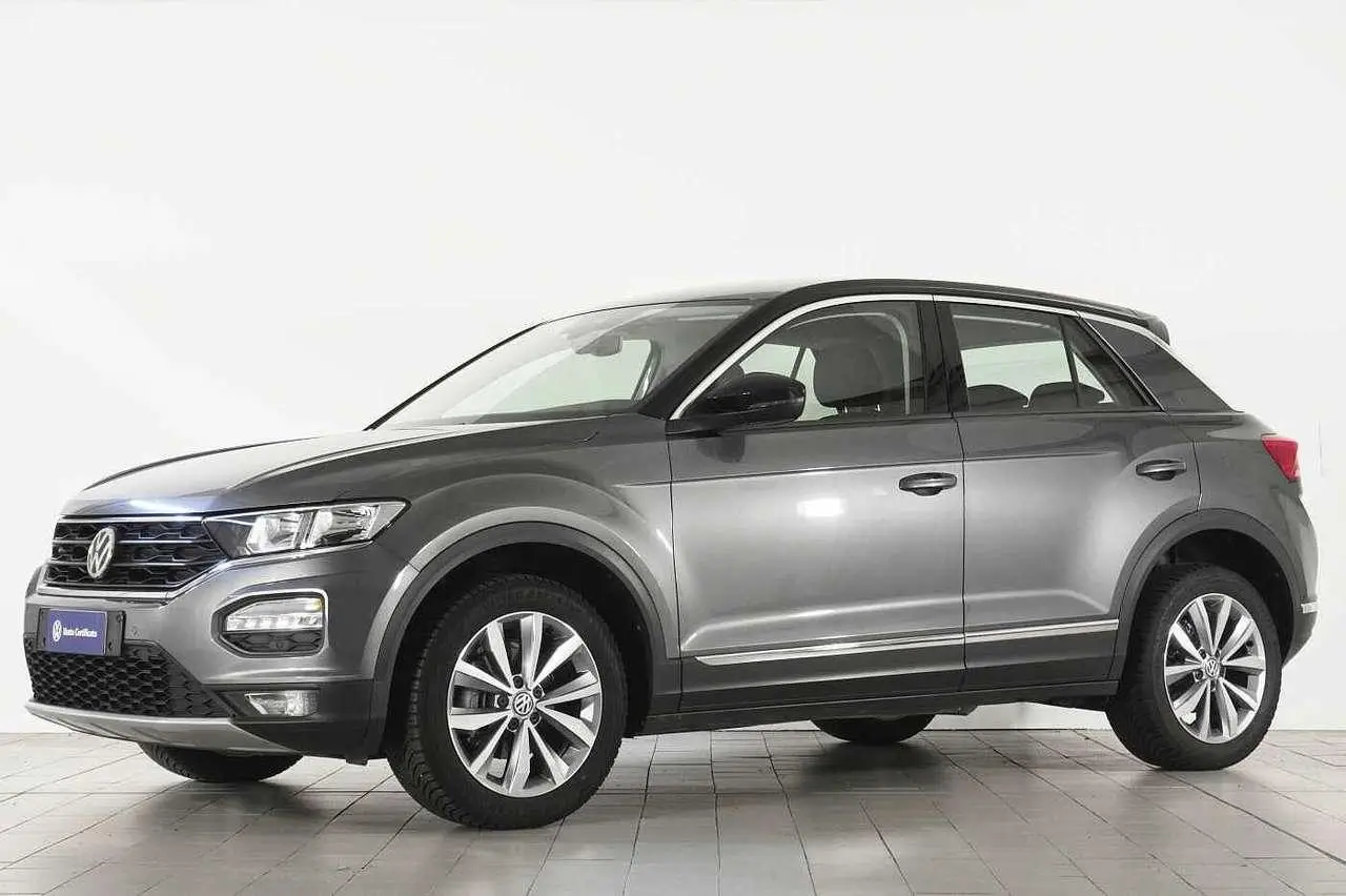 Photo 1 : Volkswagen T-roc 2021 Essence