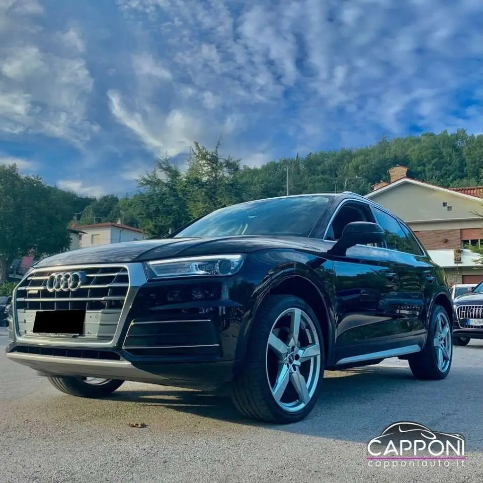 Photo 1 : Audi Q5 2020 Hybrid