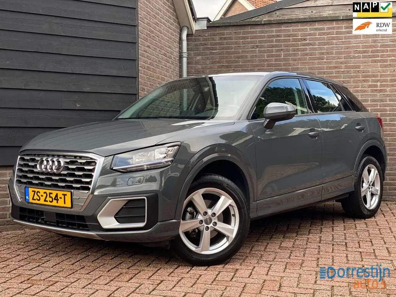 Photo 1 : Audi Q2 2019 Petrol