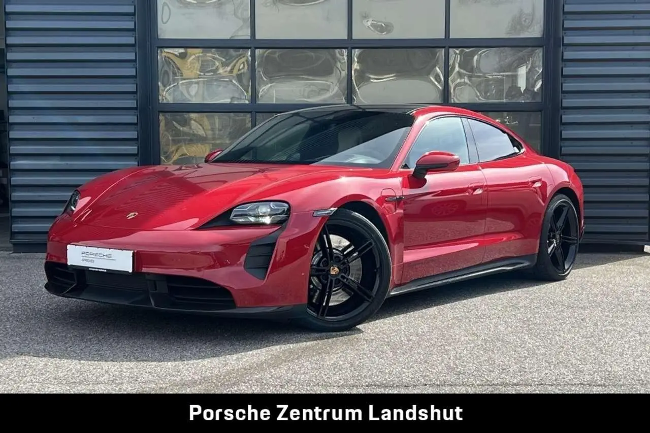 Photo 1 : Porsche Taycan 2022 Électrique