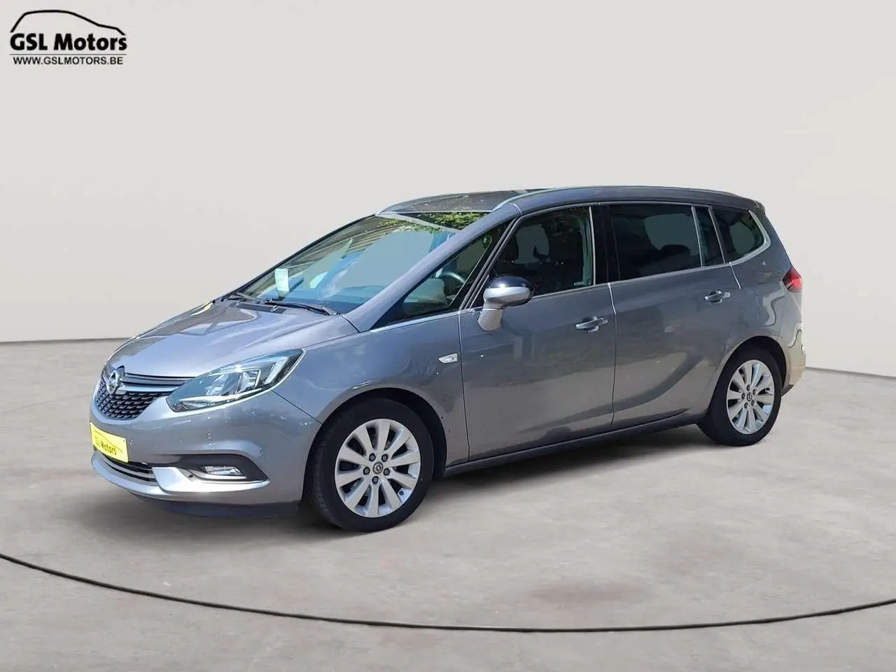 Photo 1 : Opel Zafira 2018 Petrol