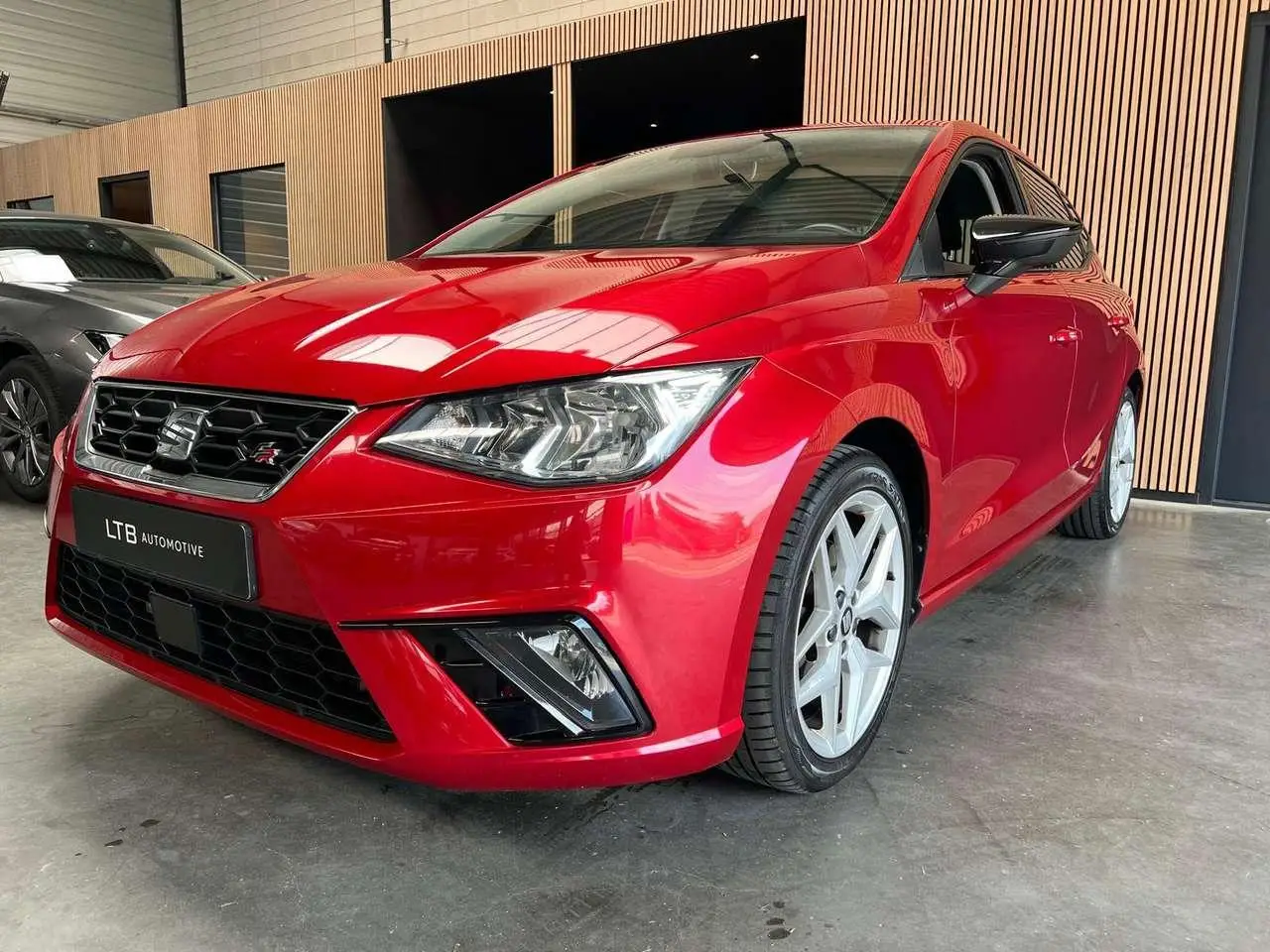 Photo 1 : Seat Ibiza 2018 Essence