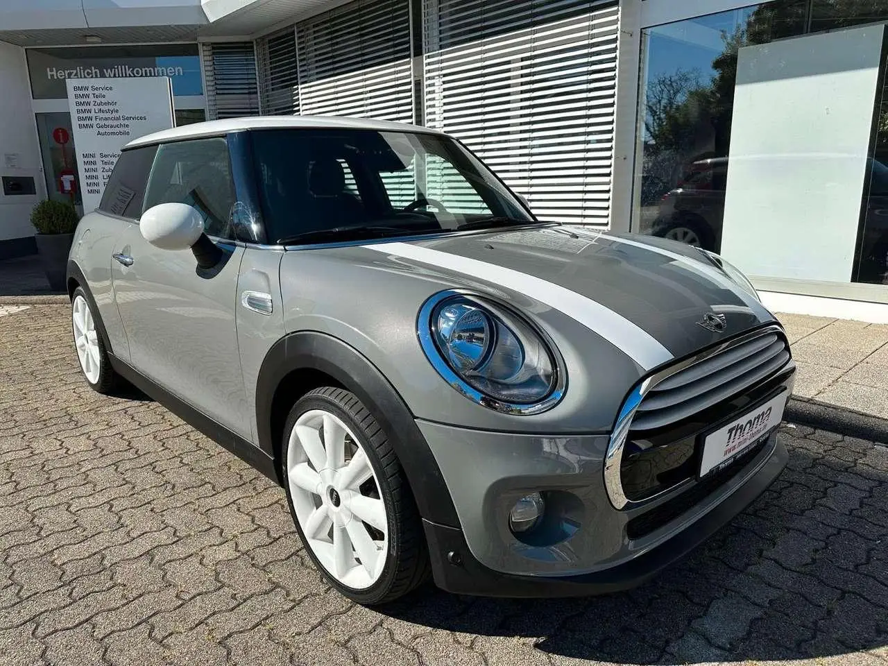 Photo 1 : Mini Cooper 2015 Petrol