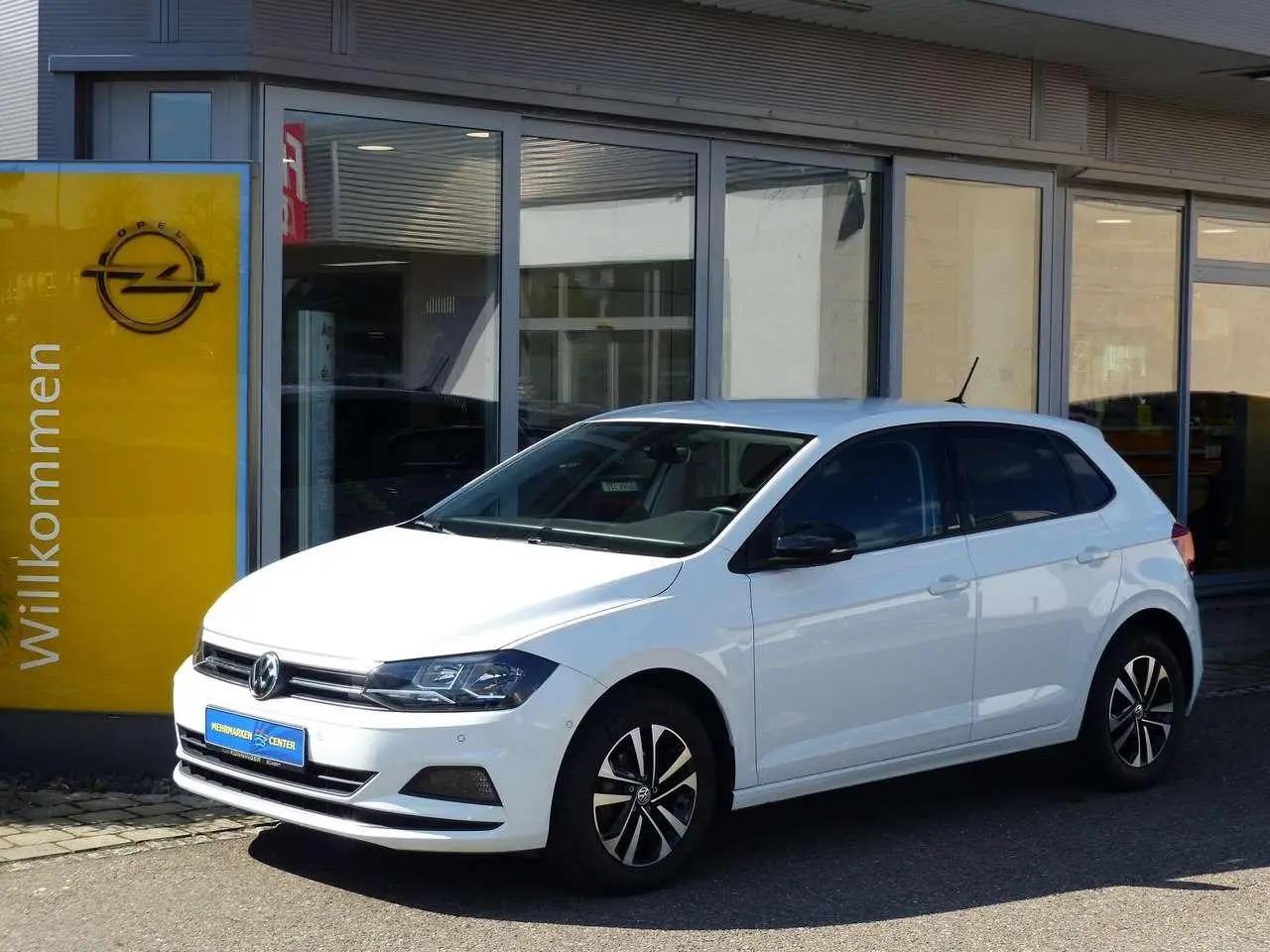 Photo 1 : Volkswagen Polo 2019 Petrol